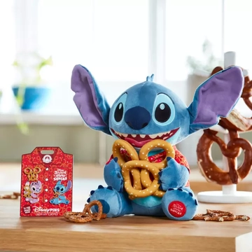 Disney Lilo és Stitch / Stitch plüss figura 1/12 (Stitch Attacks Snacks Perec)