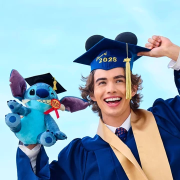 Disney Stitch "2025" érettségiző plüss figura 39 cm