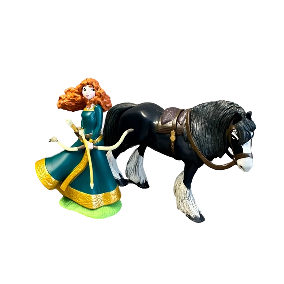 Disney Merida hercegnő és barátja figura 
