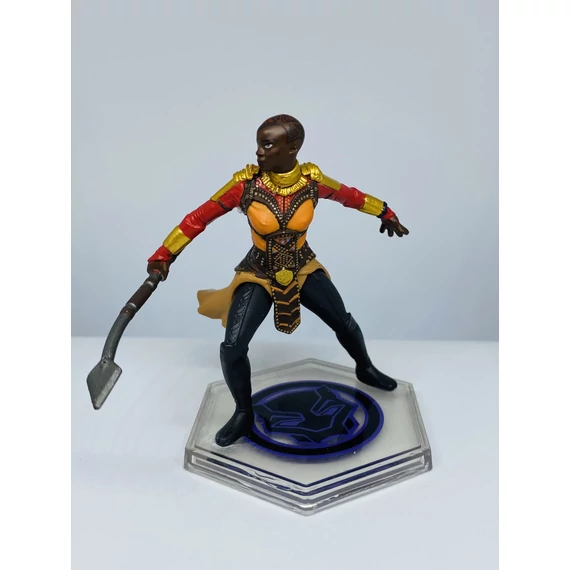 Marvel Fekete Párduc Okoye figura 10 cm