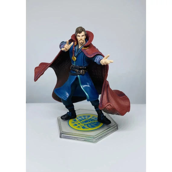 Marvel Bosszúállók Doctor Strange  figura 10 cm