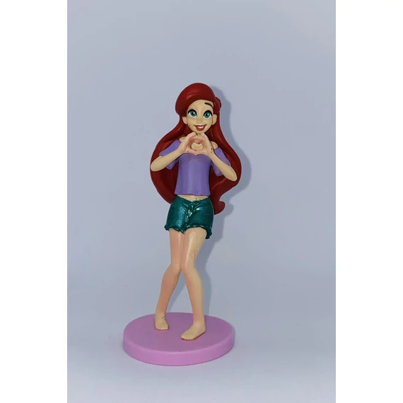 Disney Rontó Ralph mese ihlette "Laza" kényelmes ruhás Ariel hercegnő figura 10 cm