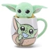 Kép 2/4 - Disney SW / Mandolorian / Grogu / Yoda nagy bögre+plüss 535 ml
